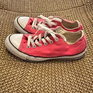 Soft Red Converse